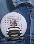 El pin personalizado de Guilty Doggo