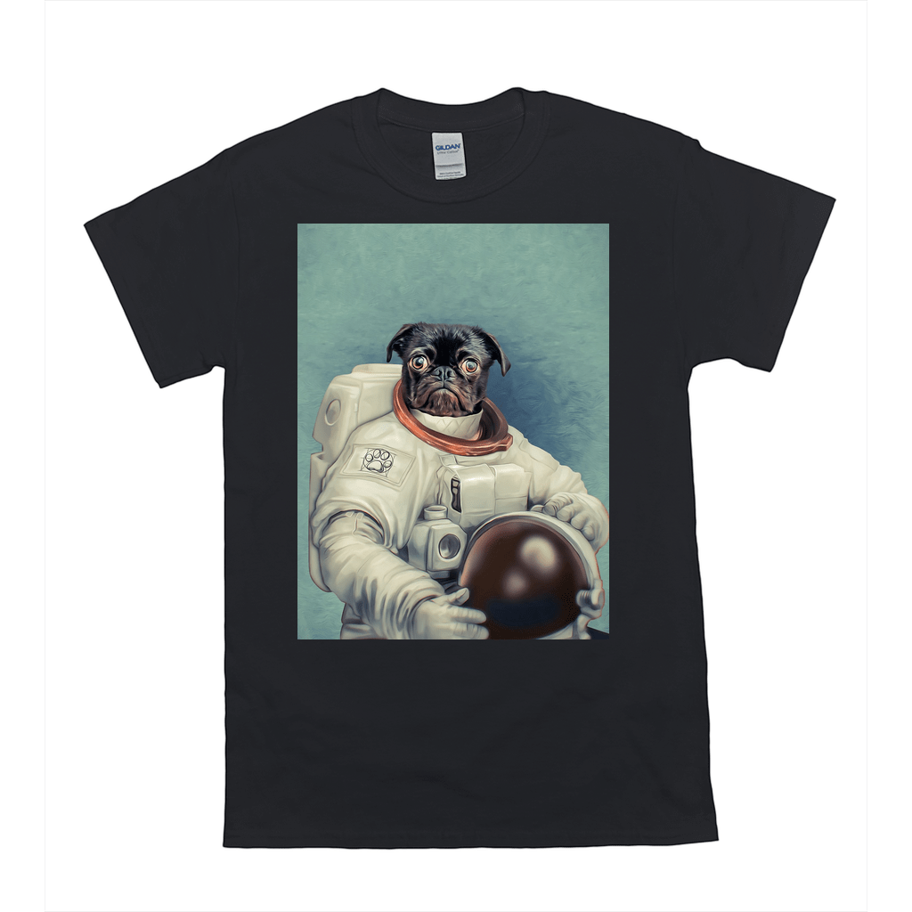 Black Gildan t-shirt with a pug in an astronaut suit holding a helmet.